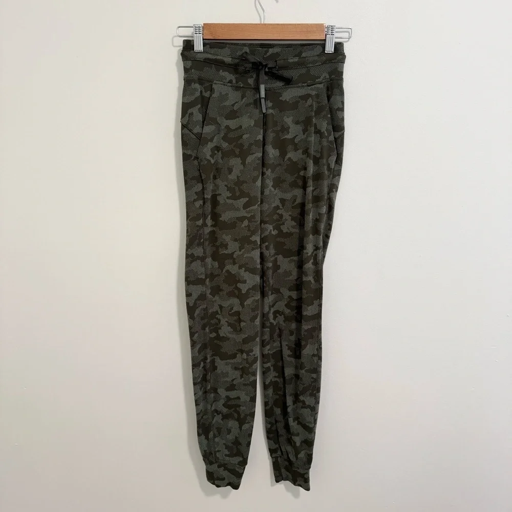 Lululemon Ready to Rulu Jogger in Camo Dark Olive